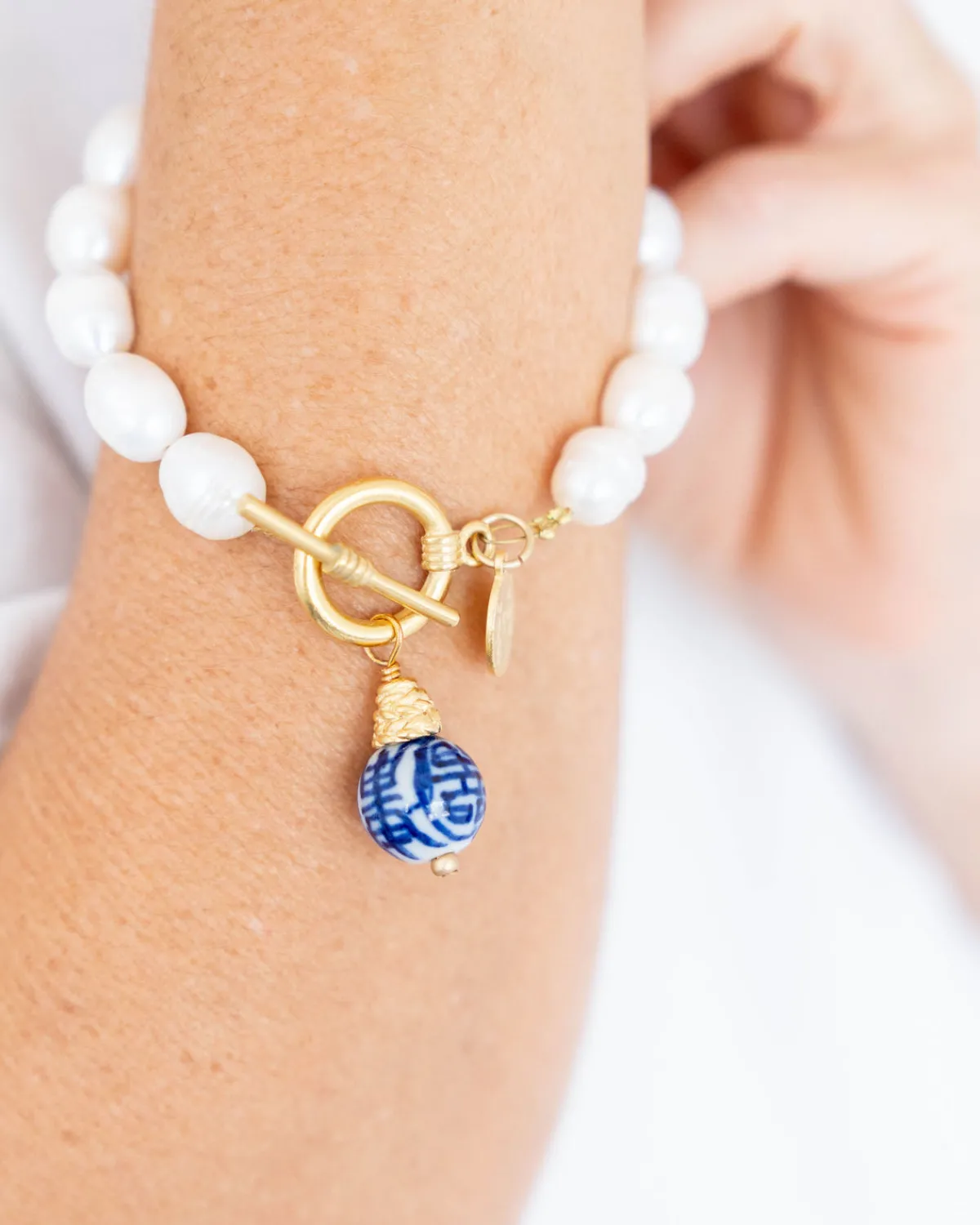 Blue & White Pearl Bracelet|Susan Shaw Clearance