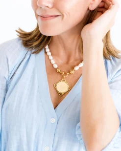 Queen Elizabeth II Regina Pearl Necklace|Susan Shaw