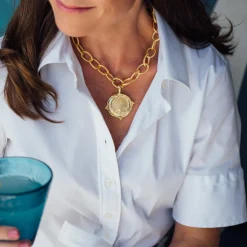Sea Shell Pendant Necklace|Susan Shaw